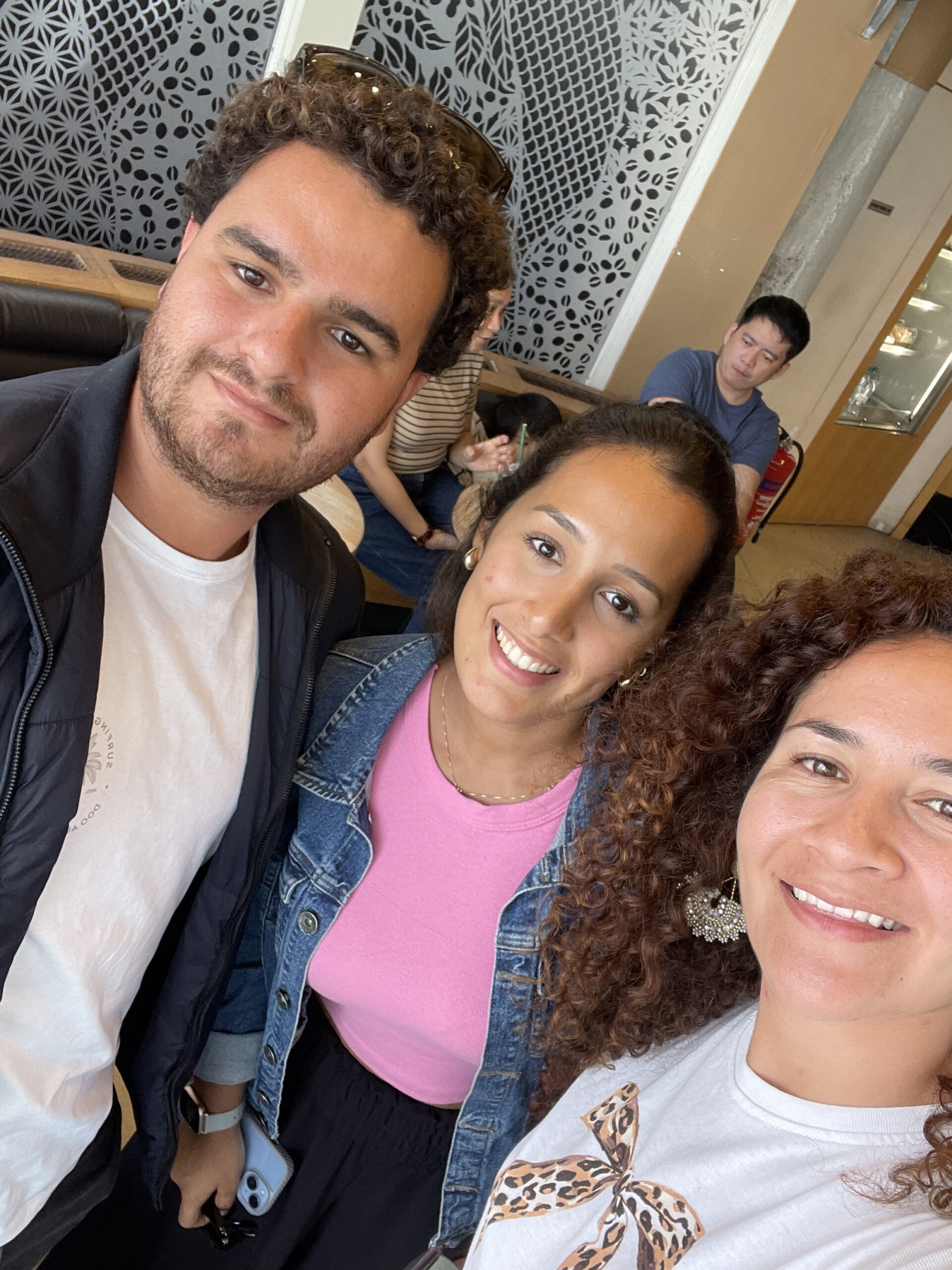 Panama and peru students