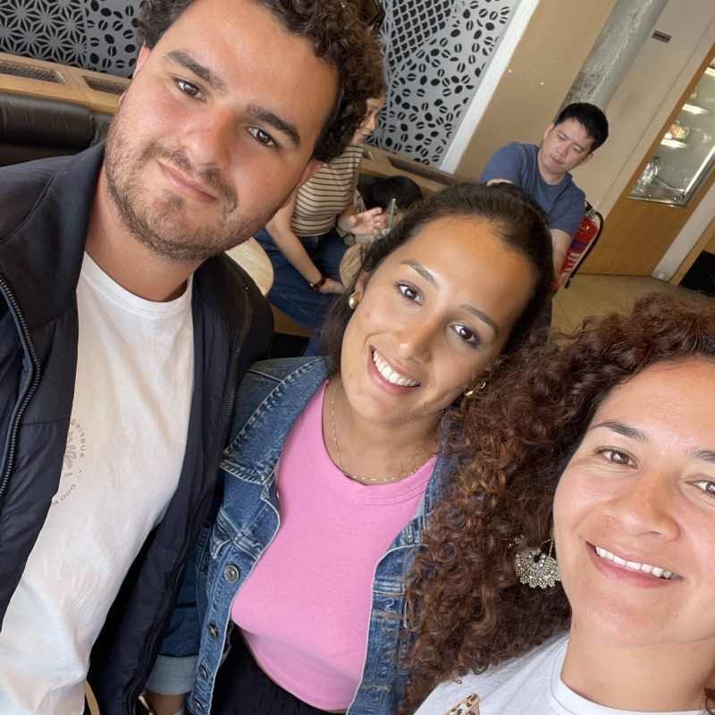 Panama and peru students